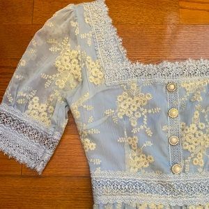 beautiful midi dress with gold embroidery and ruffles 💖